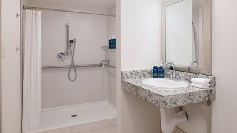 Photo of Four Points by Sheraton Bellingham Hotel & Conference Center