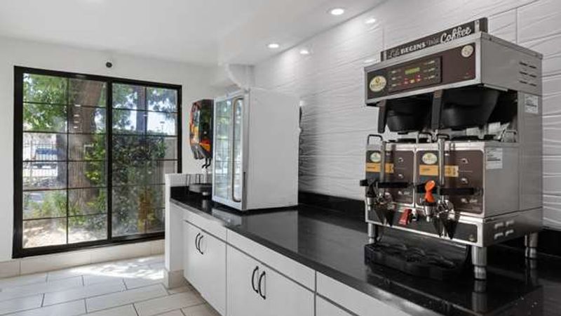 Photo of La Quinta Inn by Wyndham Stockton