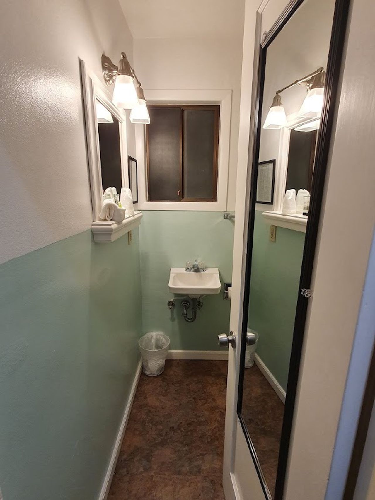 Photo of Beachside Inn