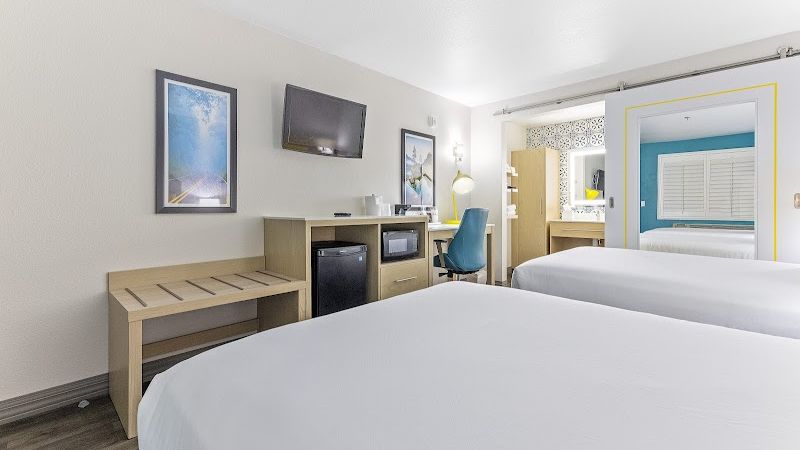 Photo of Hillstone Inn Tulare, Ascend Hotel Collection