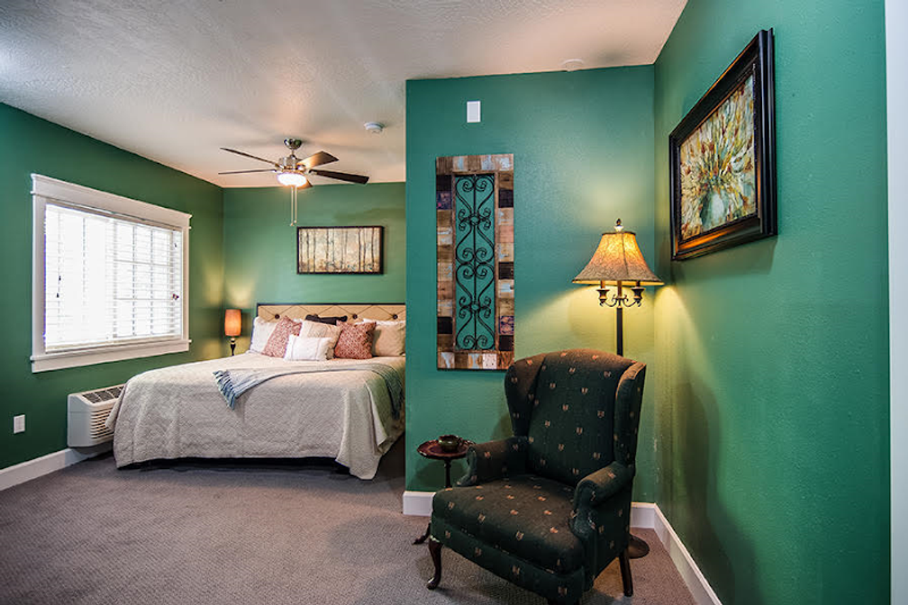 Photo of The Campbell House Inn - Room