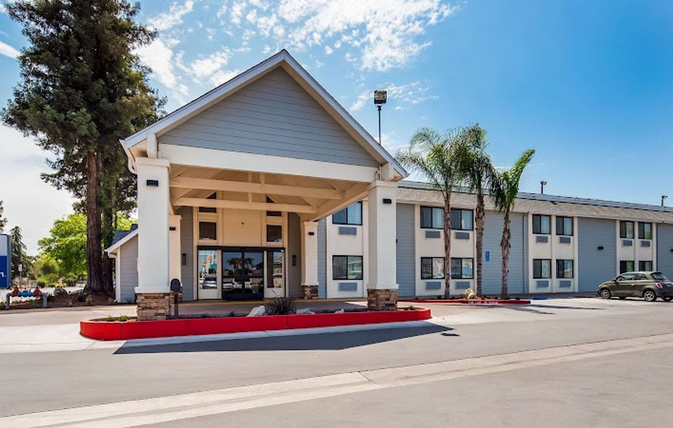 Best Western Town & Country Lodge