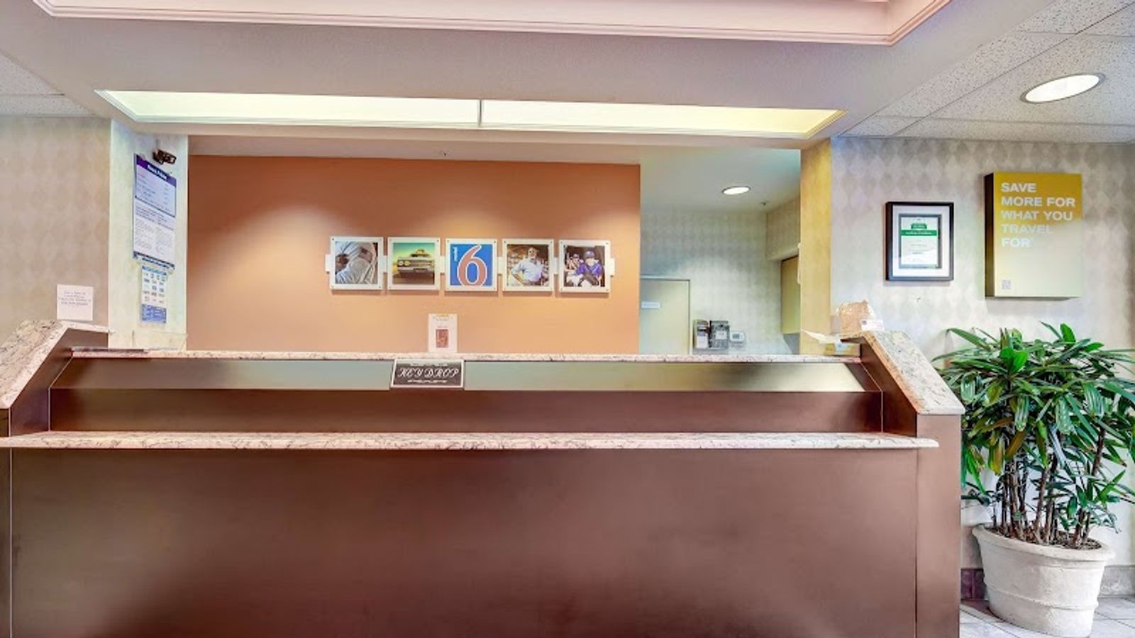 Photo of Motel 6 Roseburg, OR