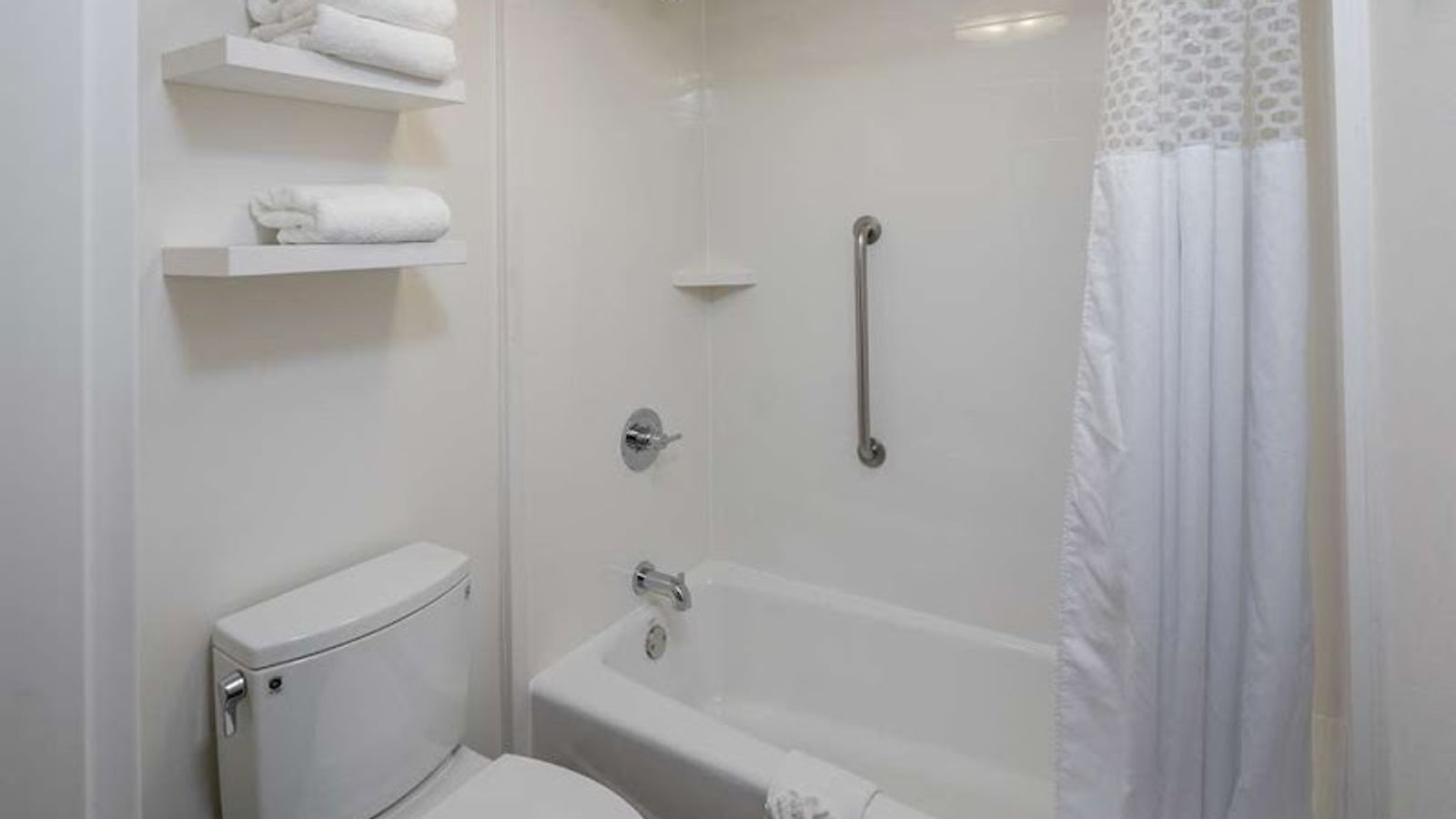 Photo of Hampton Inn San Francisco-Airport