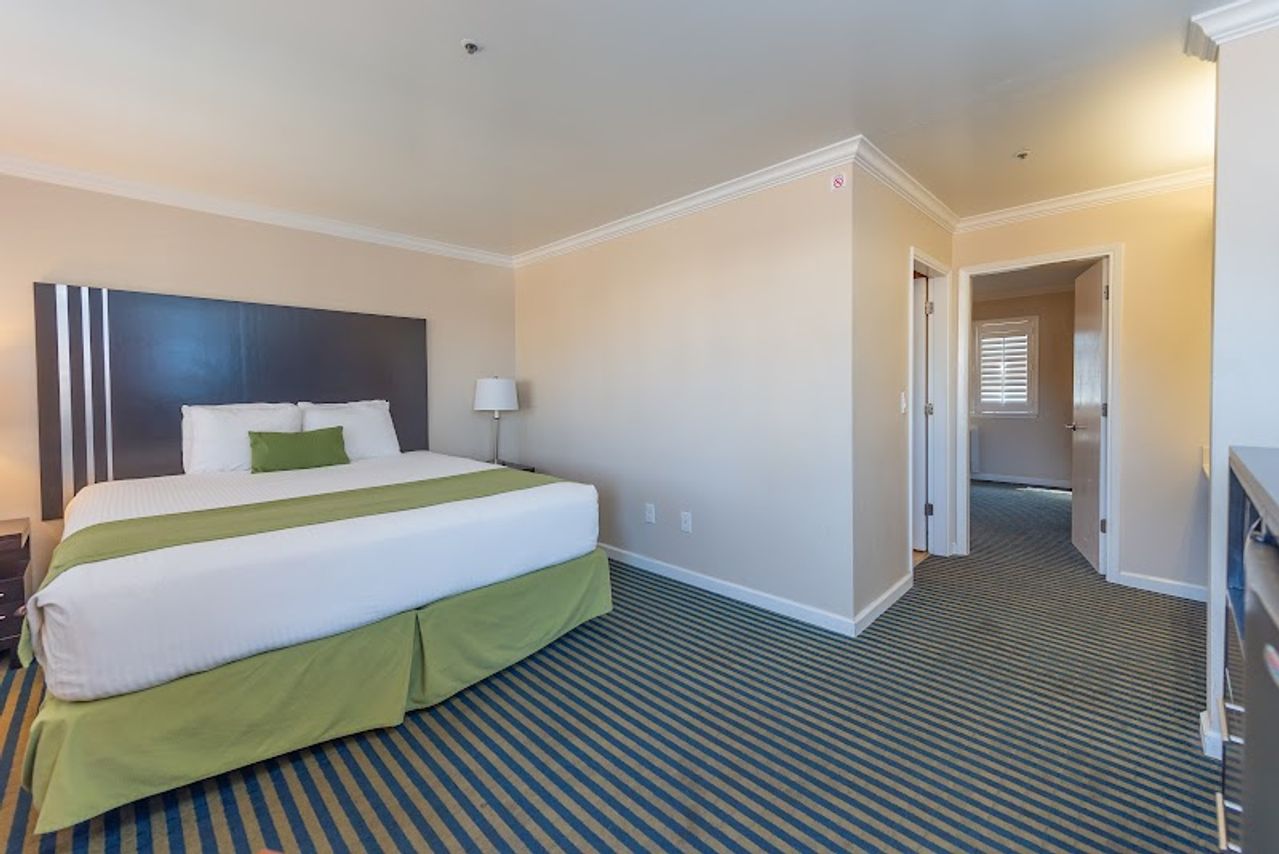 Photo of Ocean Pacific Lodge