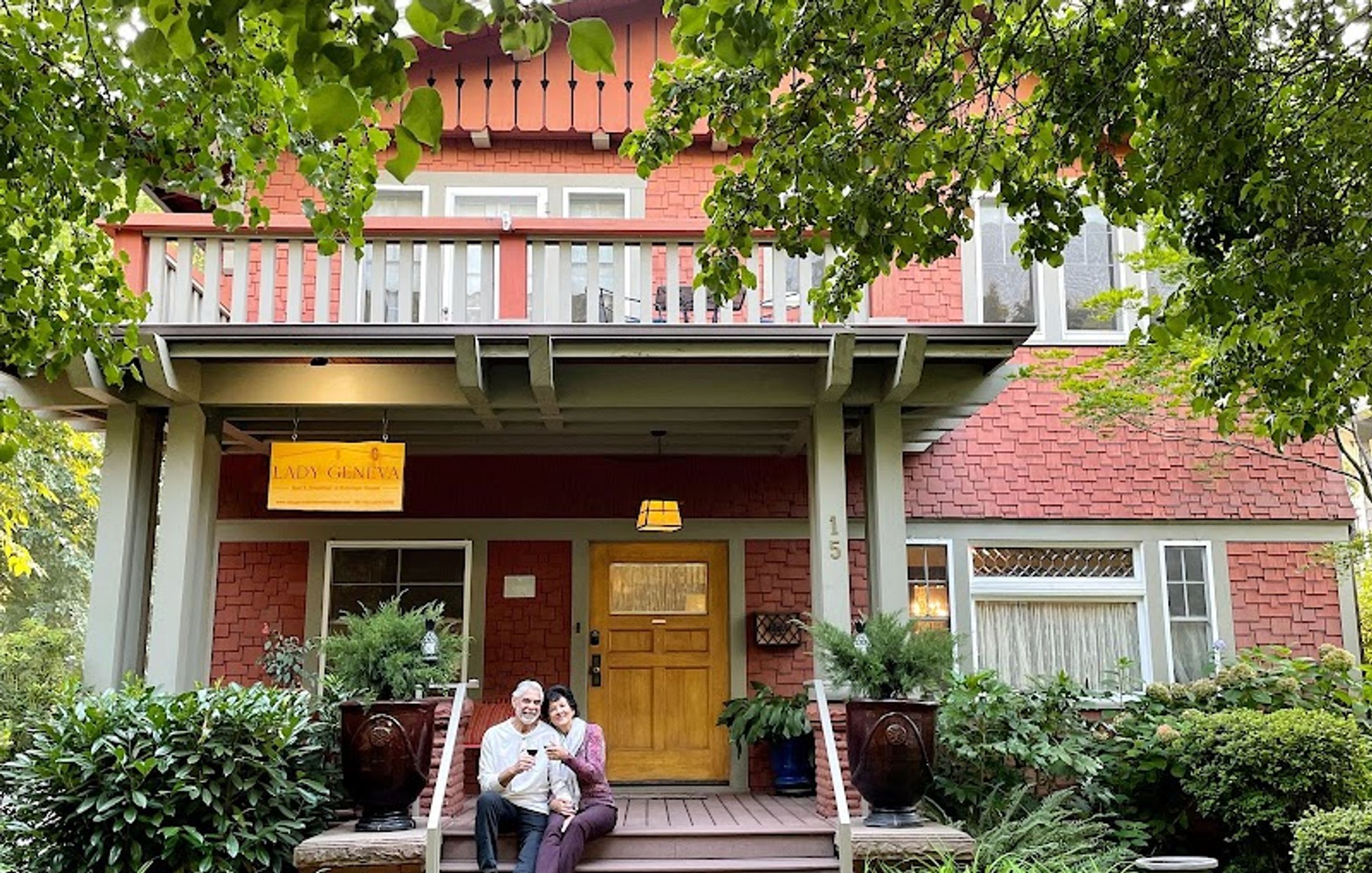 Lady Geneva Bed and Breakfast