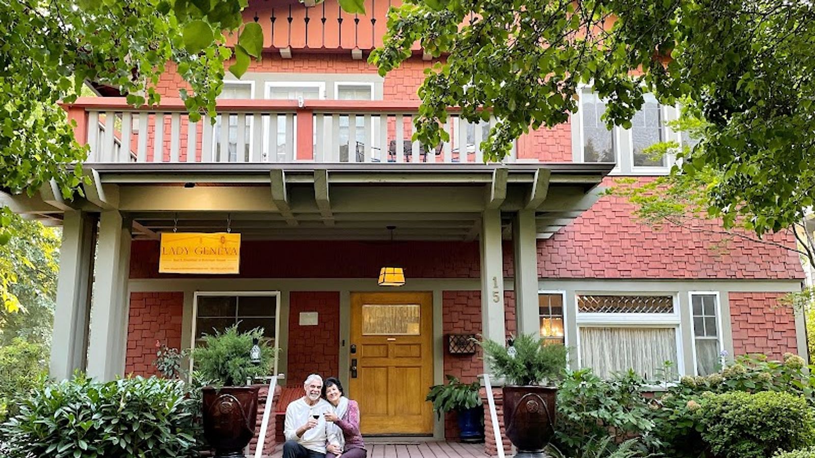 Lady Geneva Bed and Breakfast