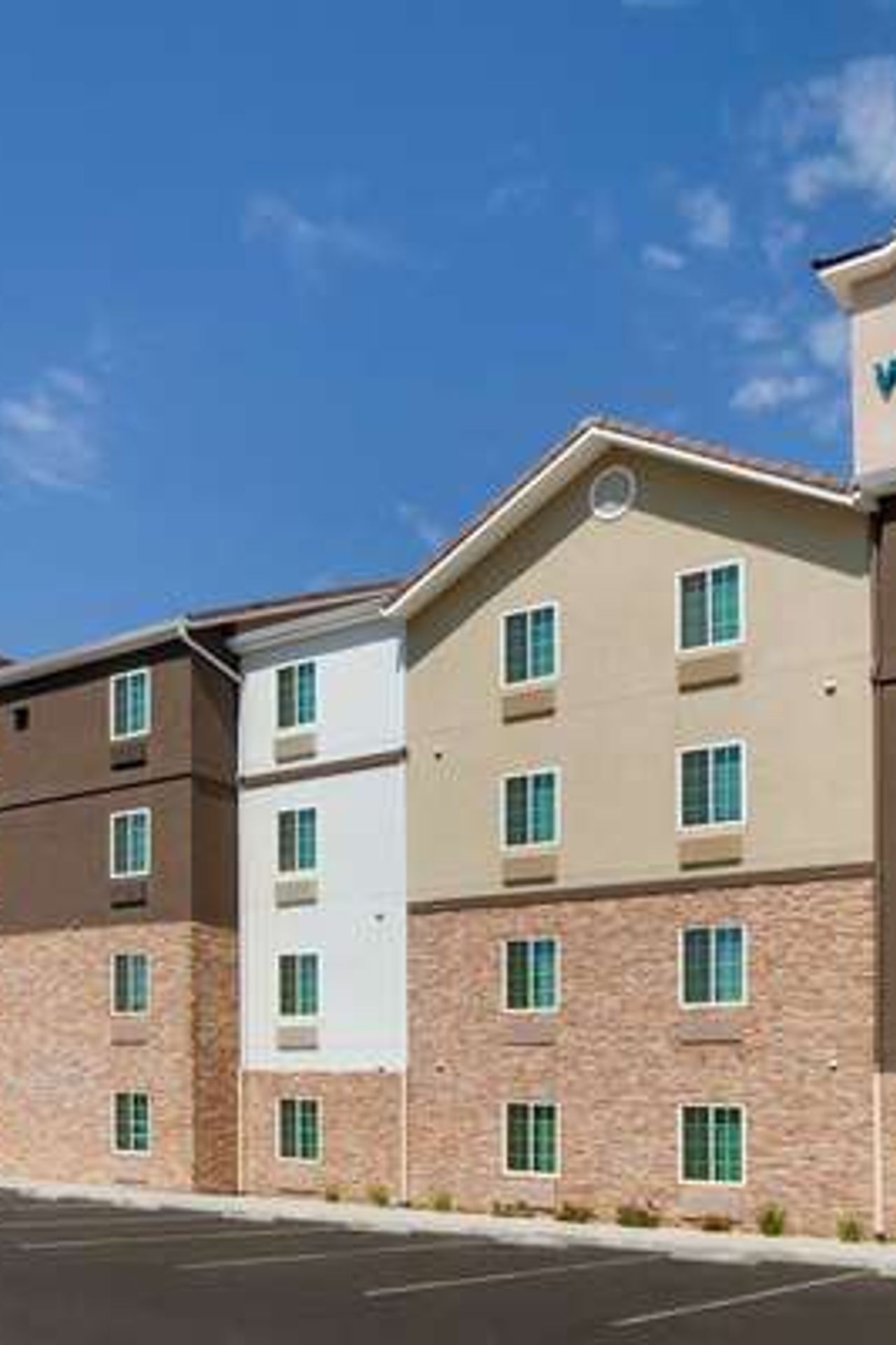 Photo of WoodSpring Suites Bakersfield East