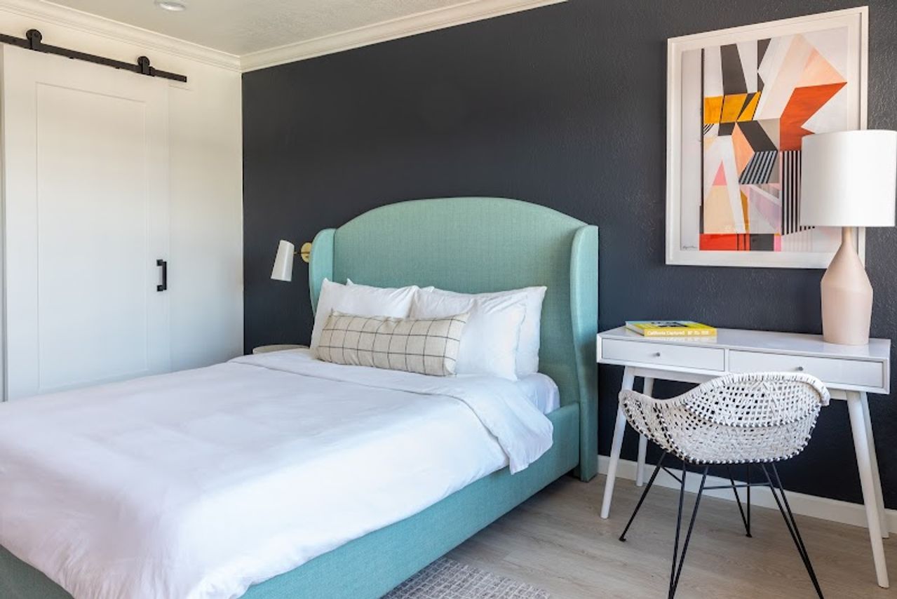 Photo of Signature Inn Berkeley Oakland