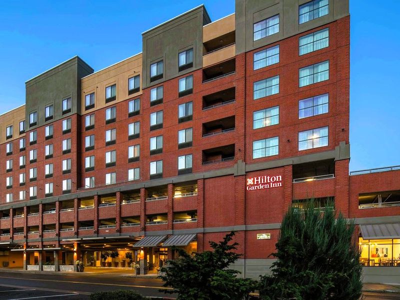 Hilton Garden Inn Tacoma Downtown