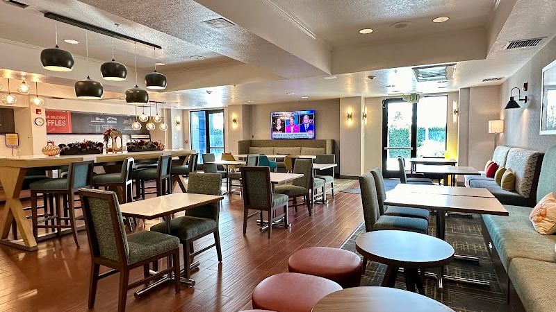 Photo of Hampton Inn & Suites Lathrop