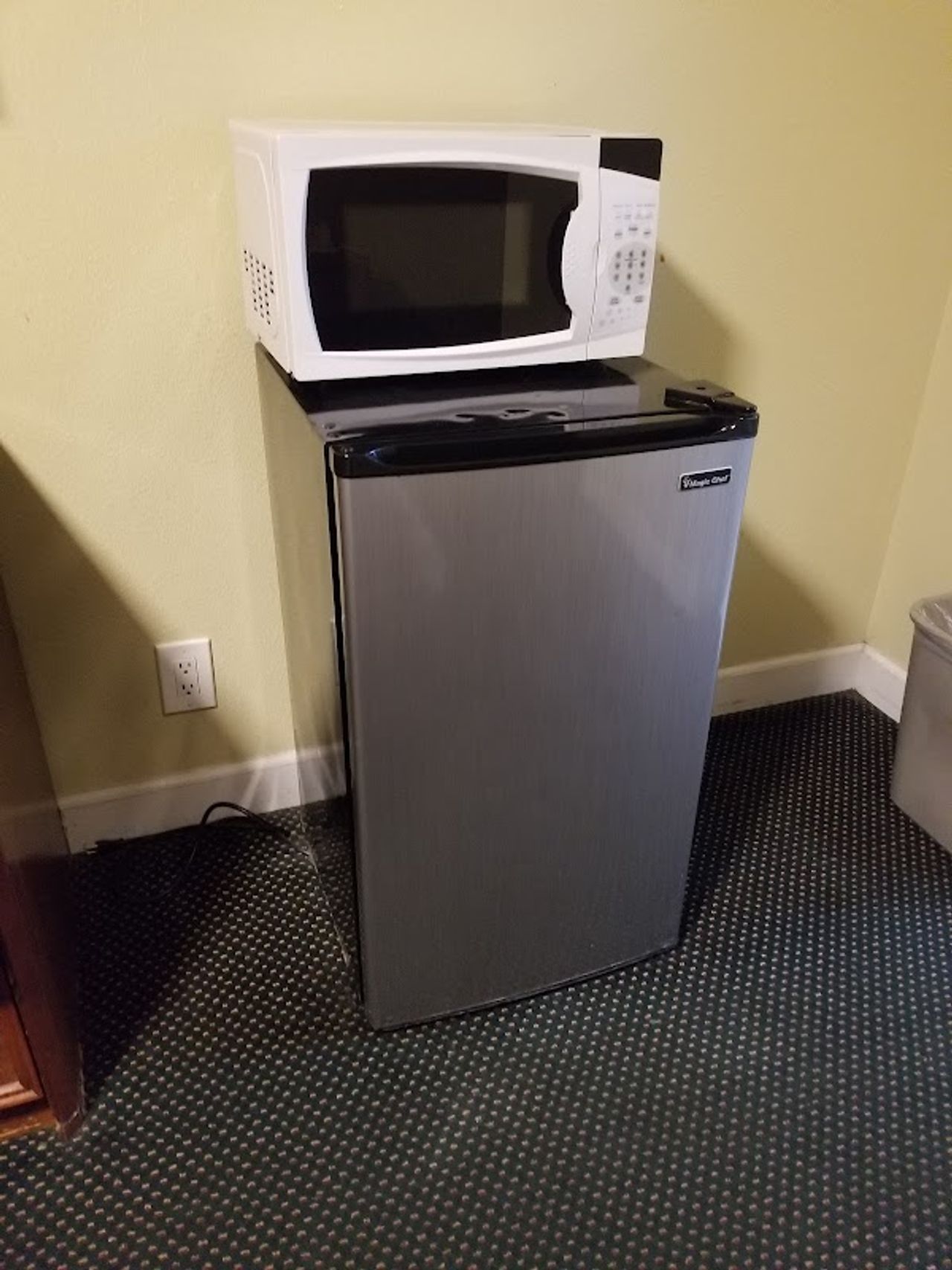 Photo of Echo Lodge - West Sacramento