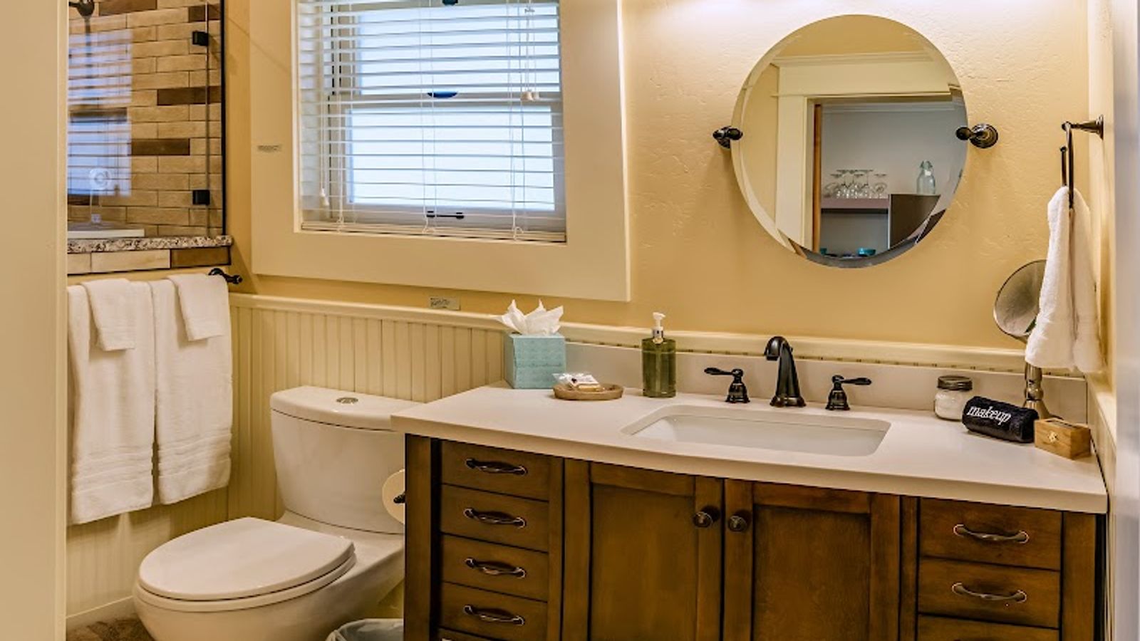 Photo of RedTail Inn