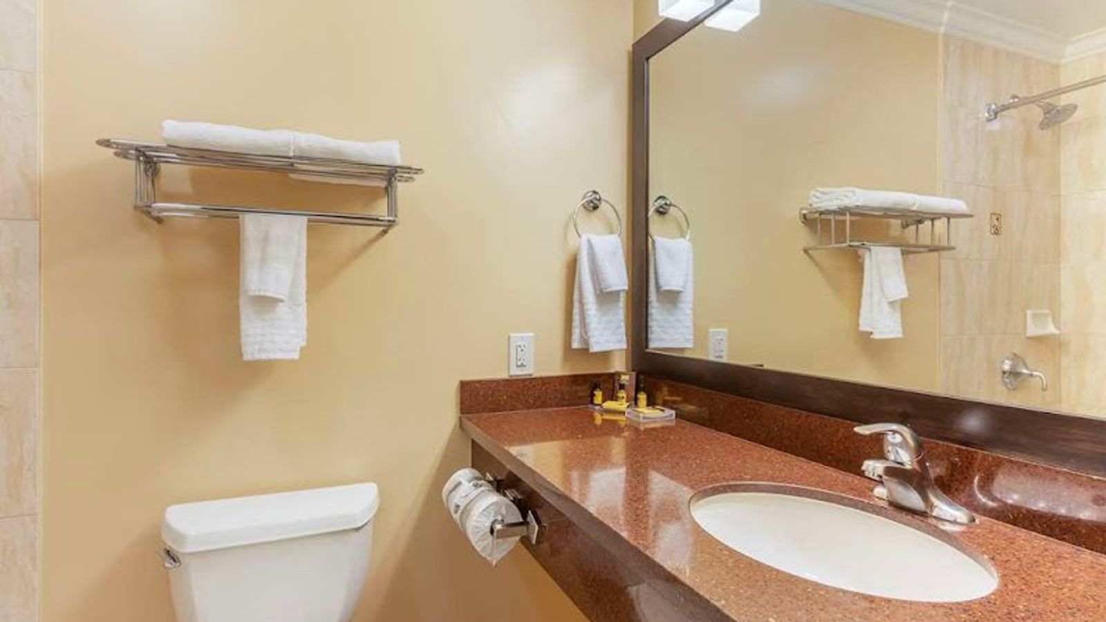 Photo of Best Western Plus Airport Plaza