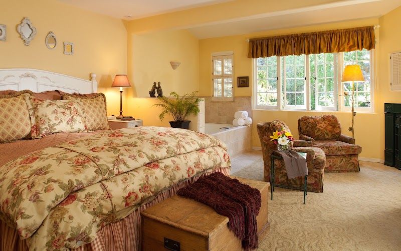 Photo of Old Monterey Inn - Mayfield Suite, In-room Grand Jacuzzi bathtub, King-sized bed