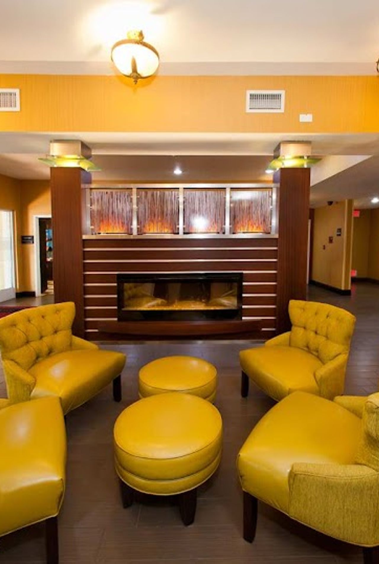 Photo of Hampton Inn & Suites Sacramento-Cal Expo