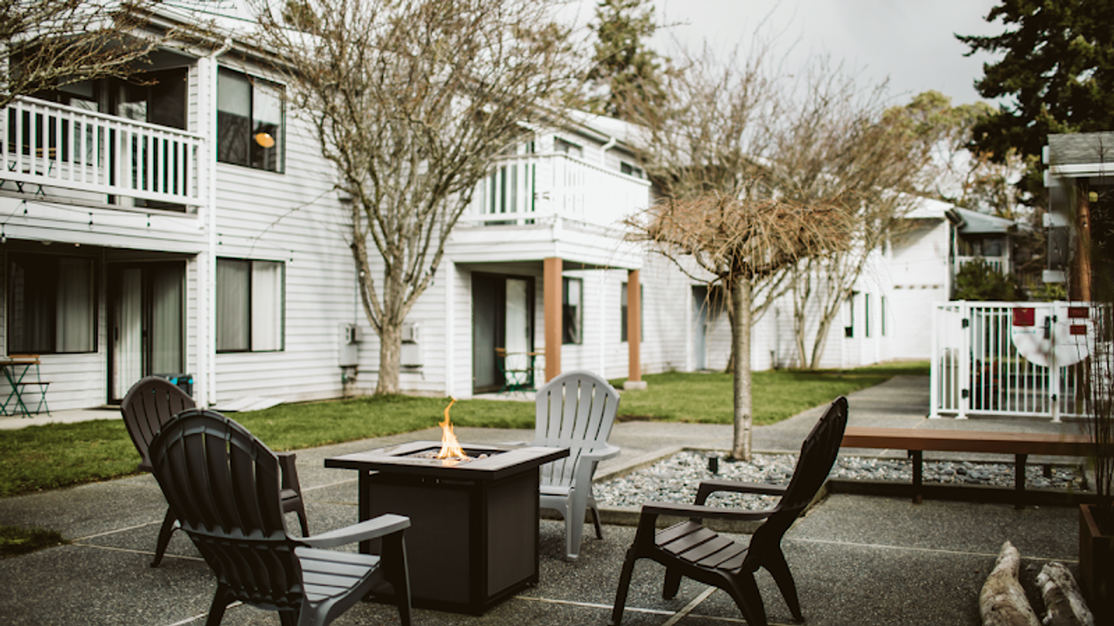 Friday Harbor Suites