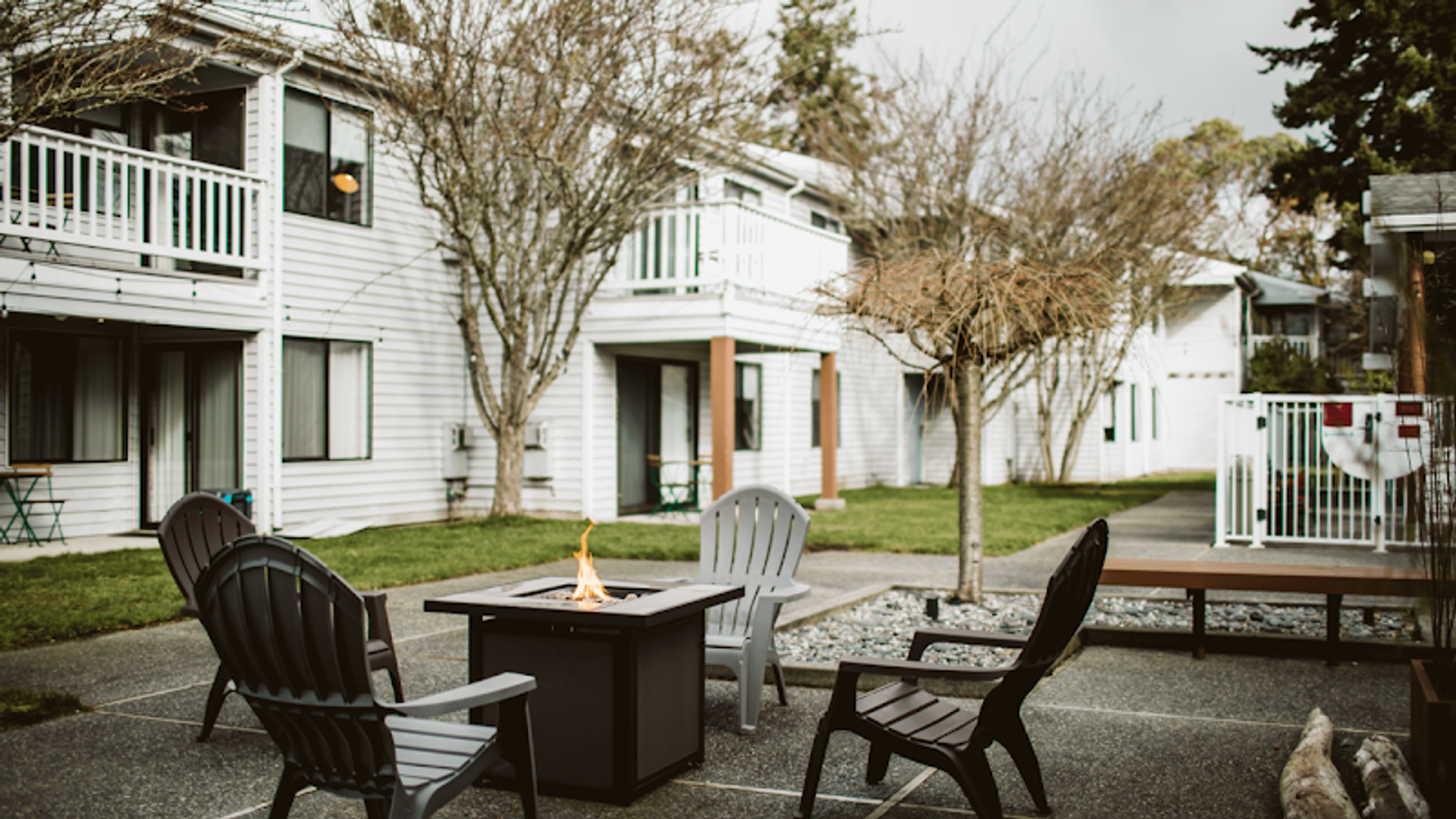 Friday Harbor Suites