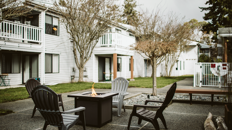 Friday Harbor Suites