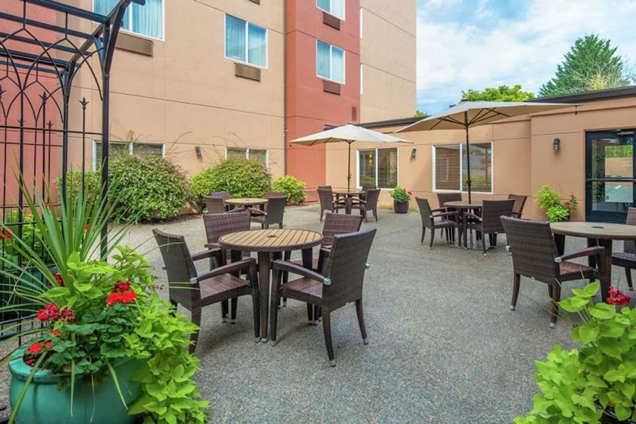 Photo of DoubleTree by Hilton Hotel Portland - Tigard