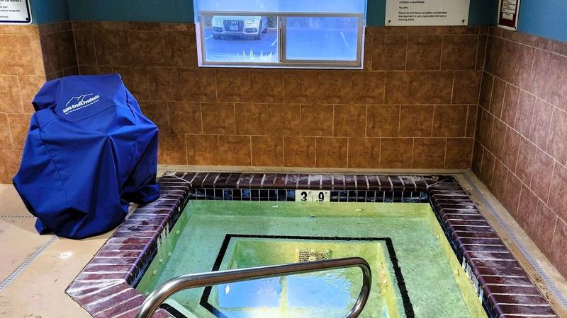 Holiday Inn Express & Suites Newport, an IHG Hotel - Hot Tub