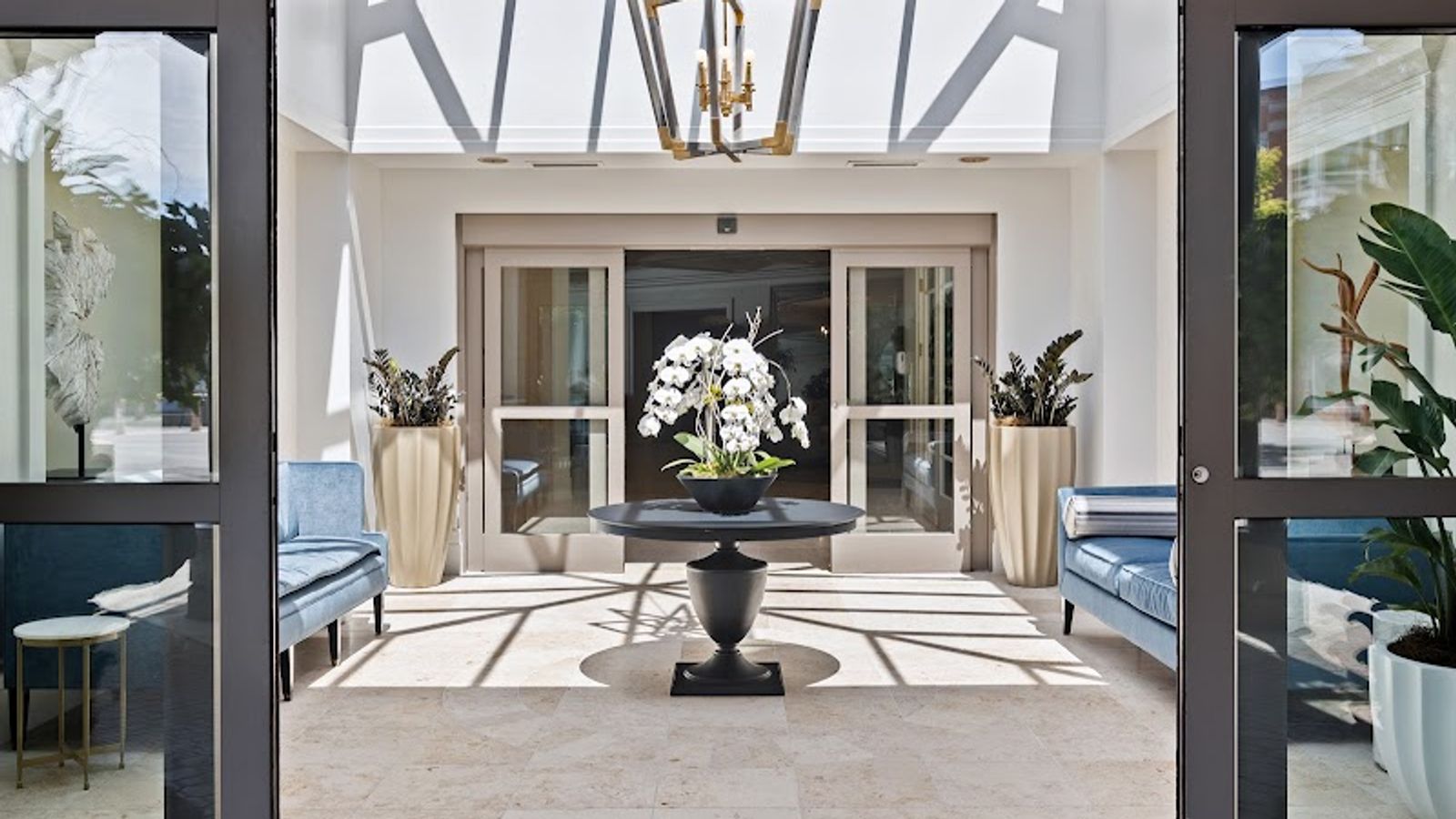 Photo of The Woodmark Hotel and Still Spa