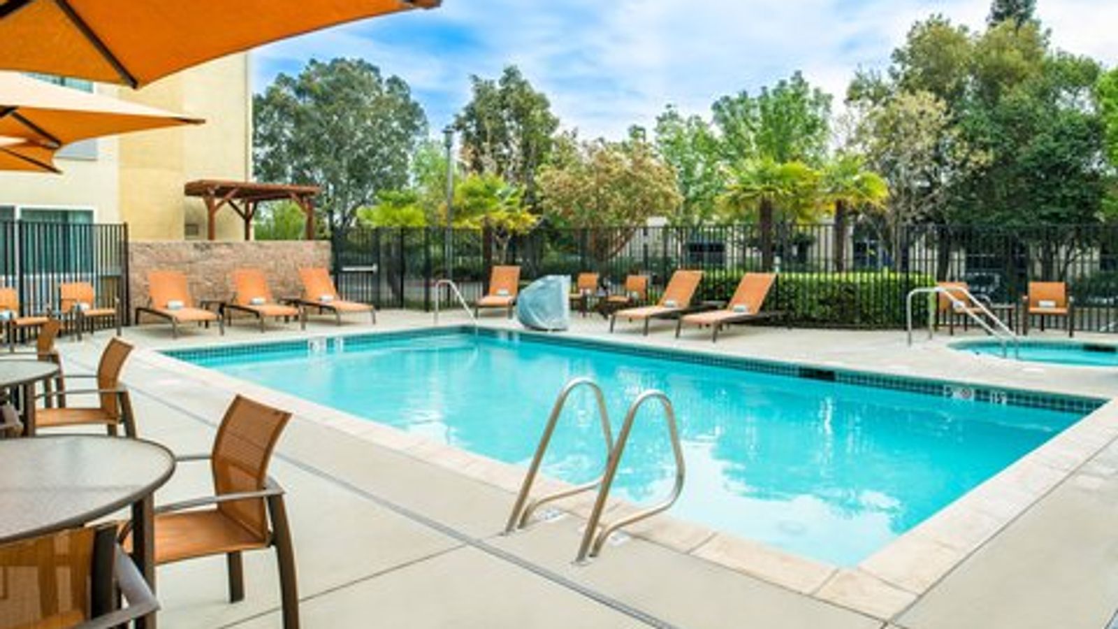 Photo of Courtyard Sacramento Cal Expo