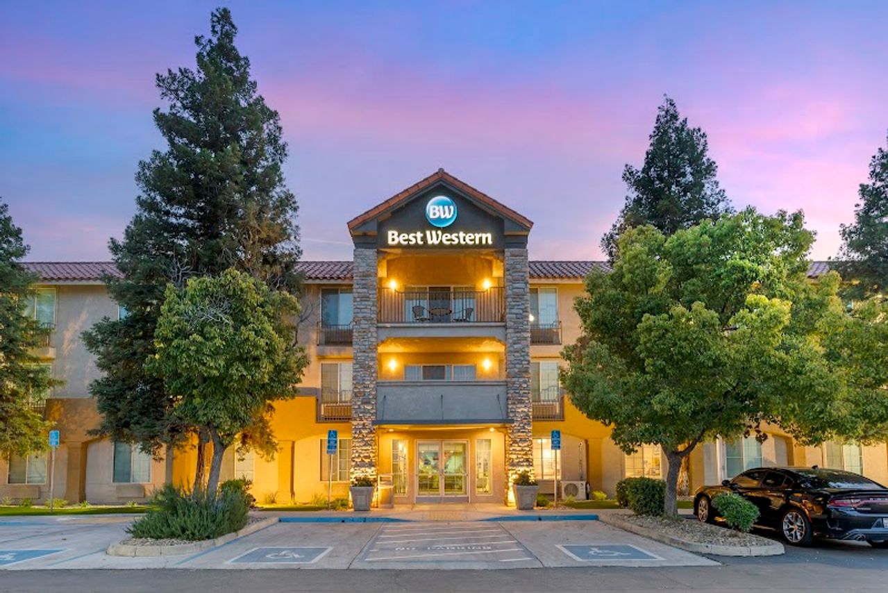 Photo of Best Western Visalia Hotel