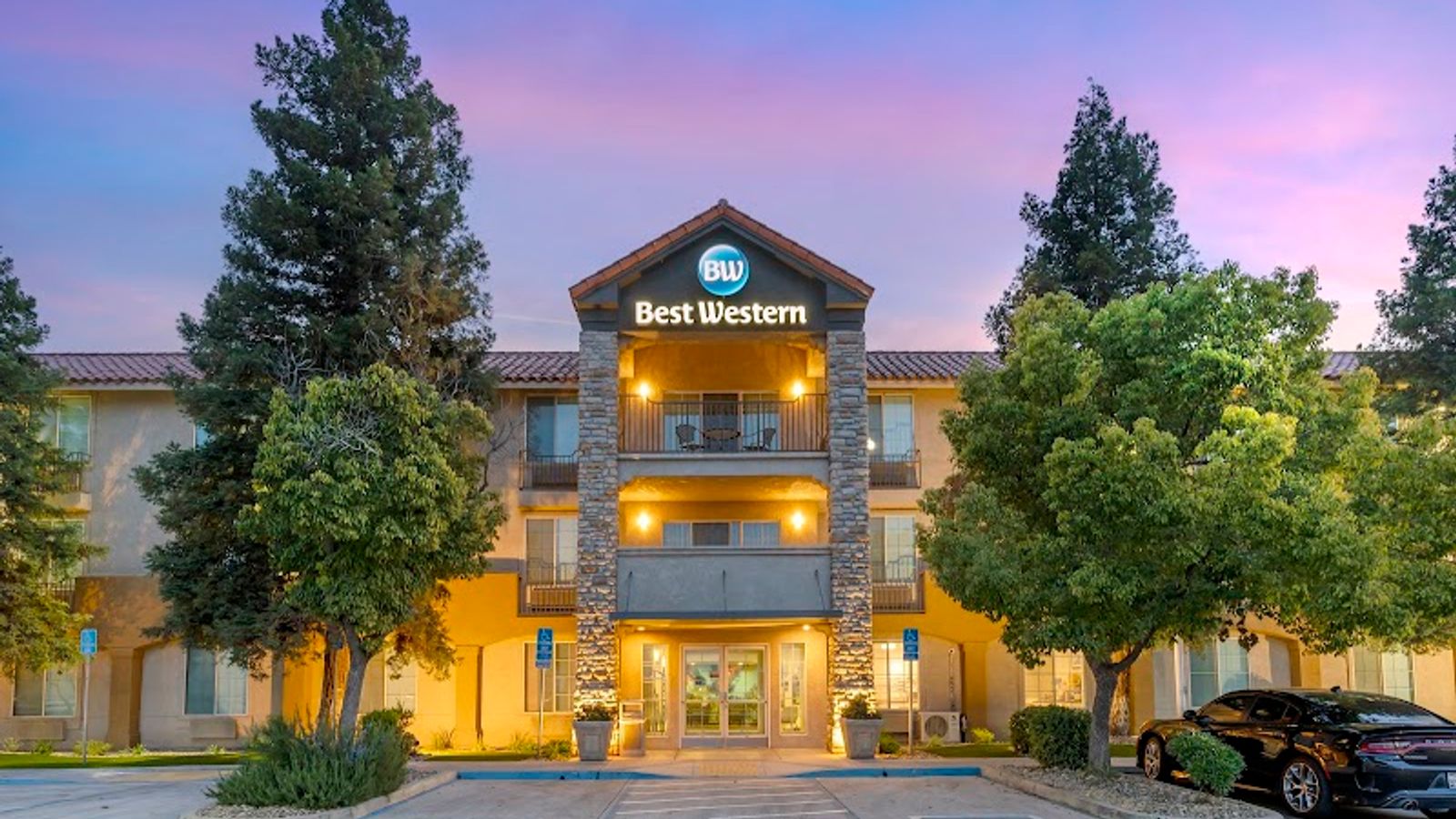 Photo of Best Western Visalia Hotel
