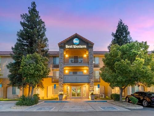 Photo of Best Western Visalia Hotel