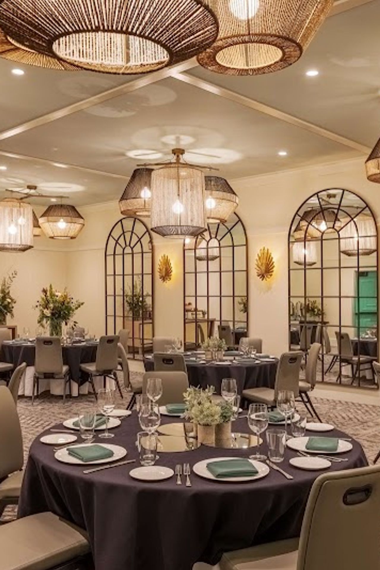 Photo of El Capitan Hotel - Formal dining area