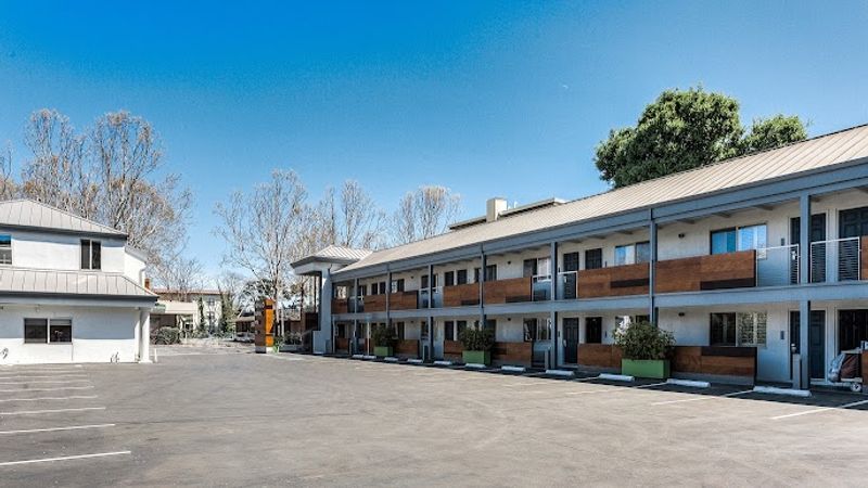 Photo of Menlo Park Inn