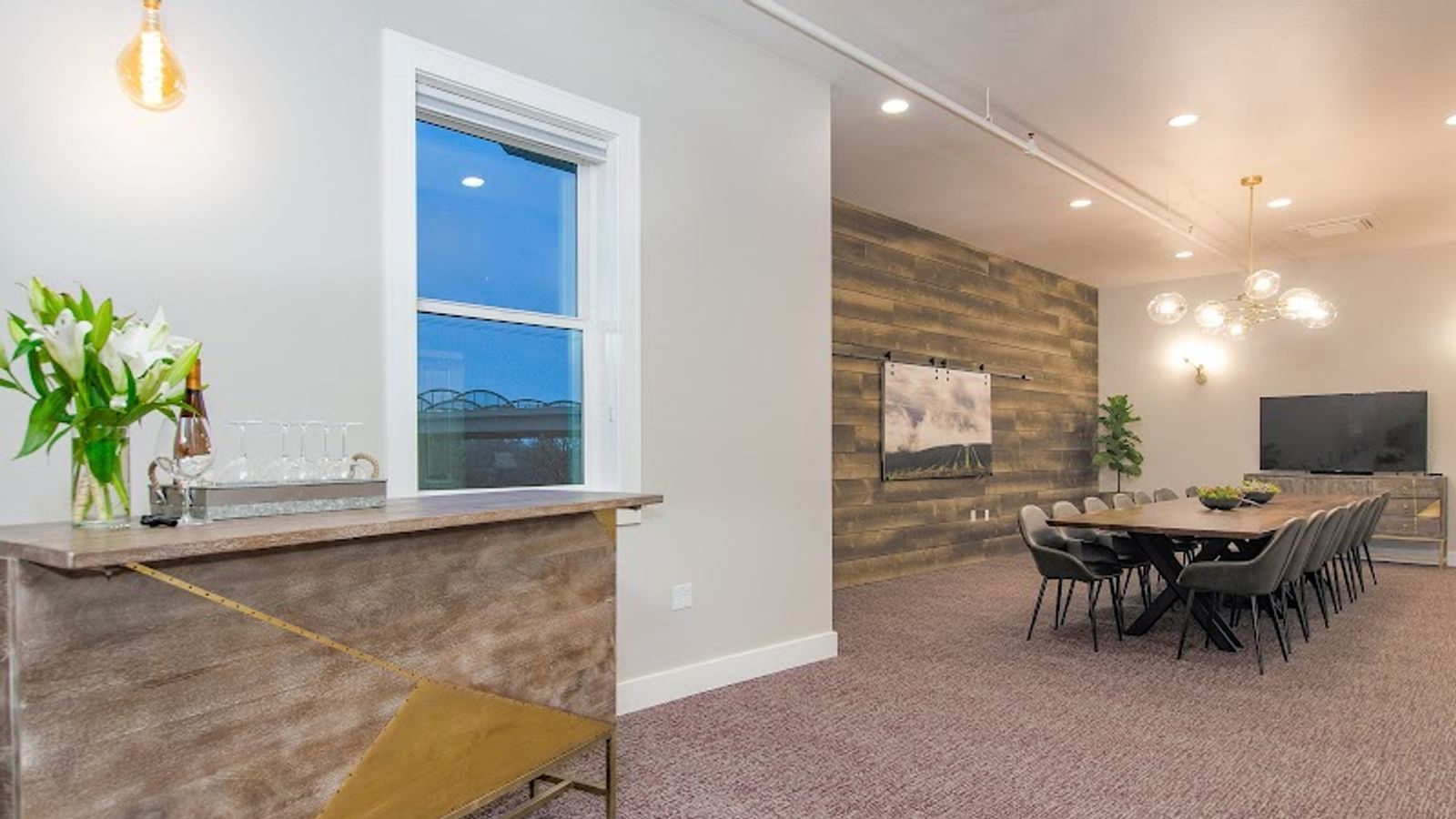 Photo of The Dundee Hotel - Meating Area