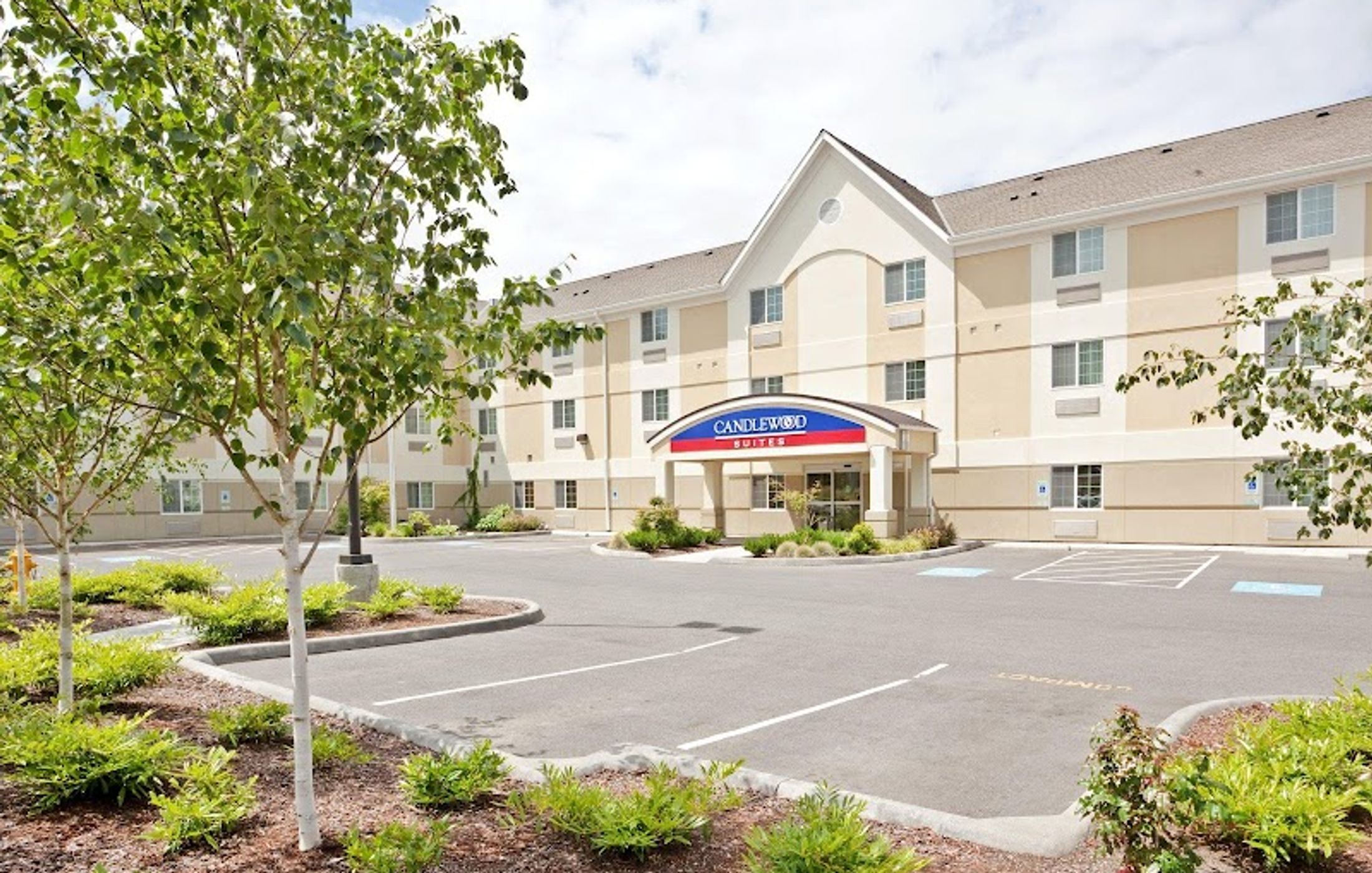 Candlewood Suites Oak Harbor, an IHG Hotel