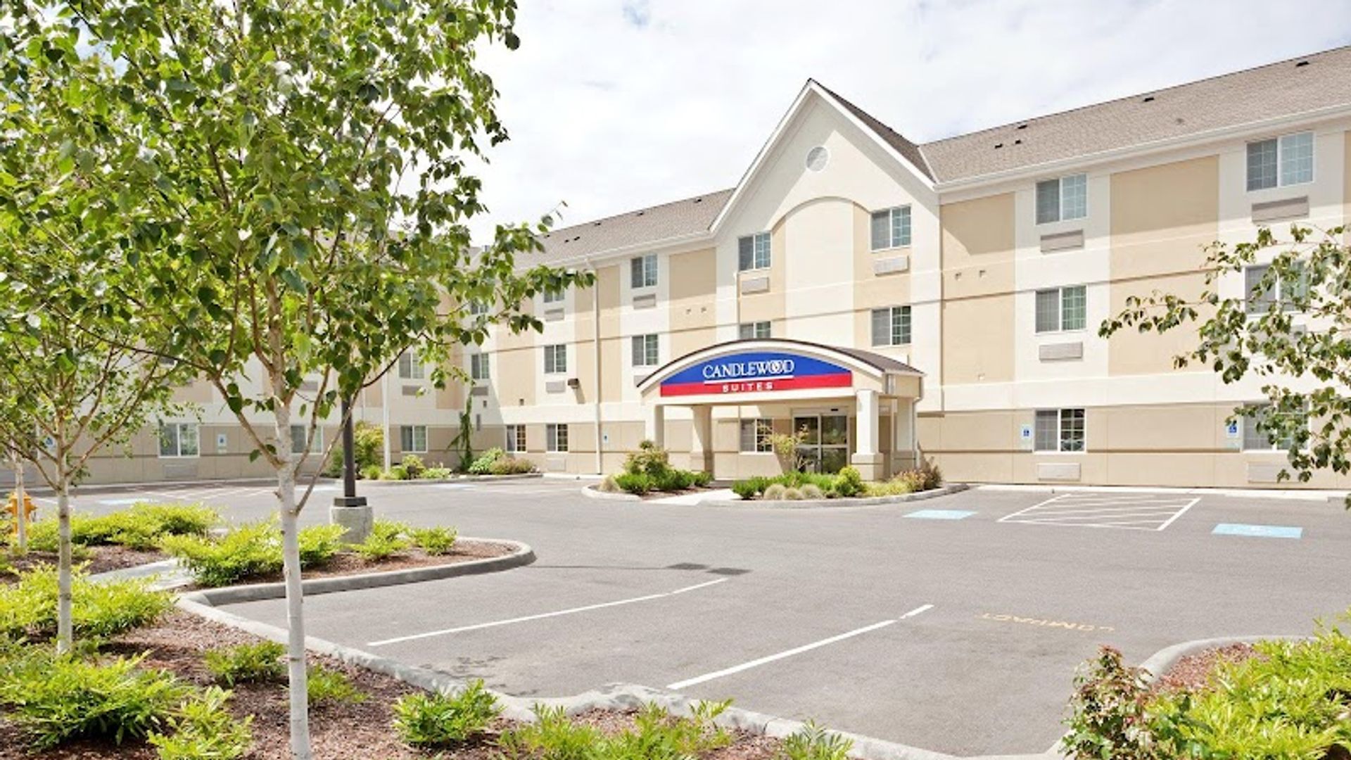 Candlewood Suites Oak Harbor, an IHG Hotel