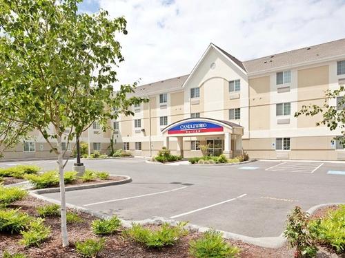 Candlewood Suites Oak Harbor, an IHG Hotel