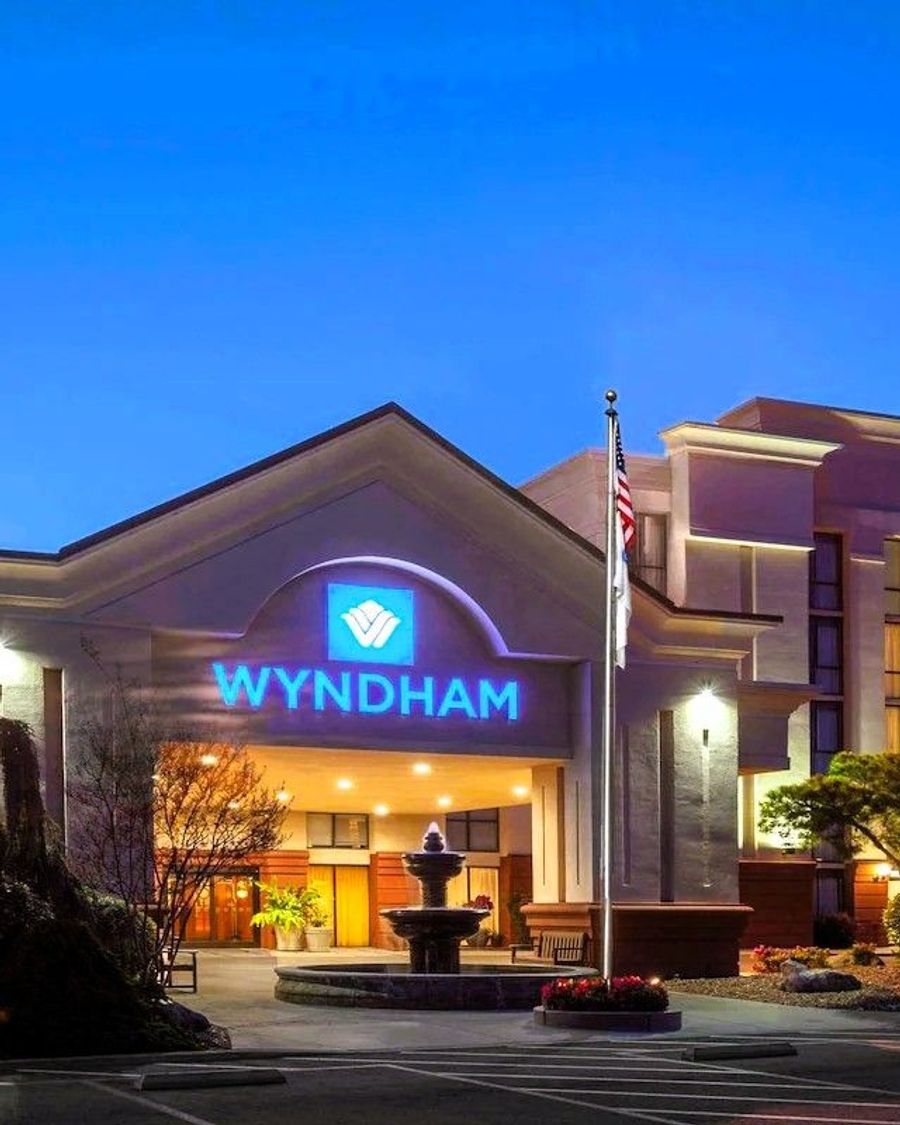 Wyndham Visalia