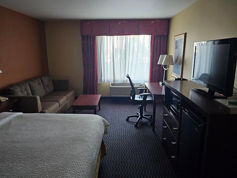 Photo of Holiday Inn Express & Suites Richland, an IHG Hotel