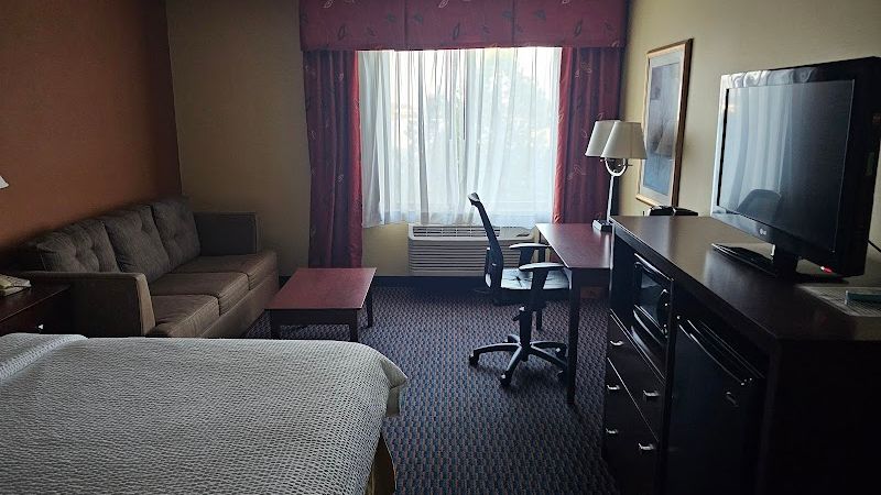 Photo of Holiday Inn Express & Suites Richland, an IHG Hotel