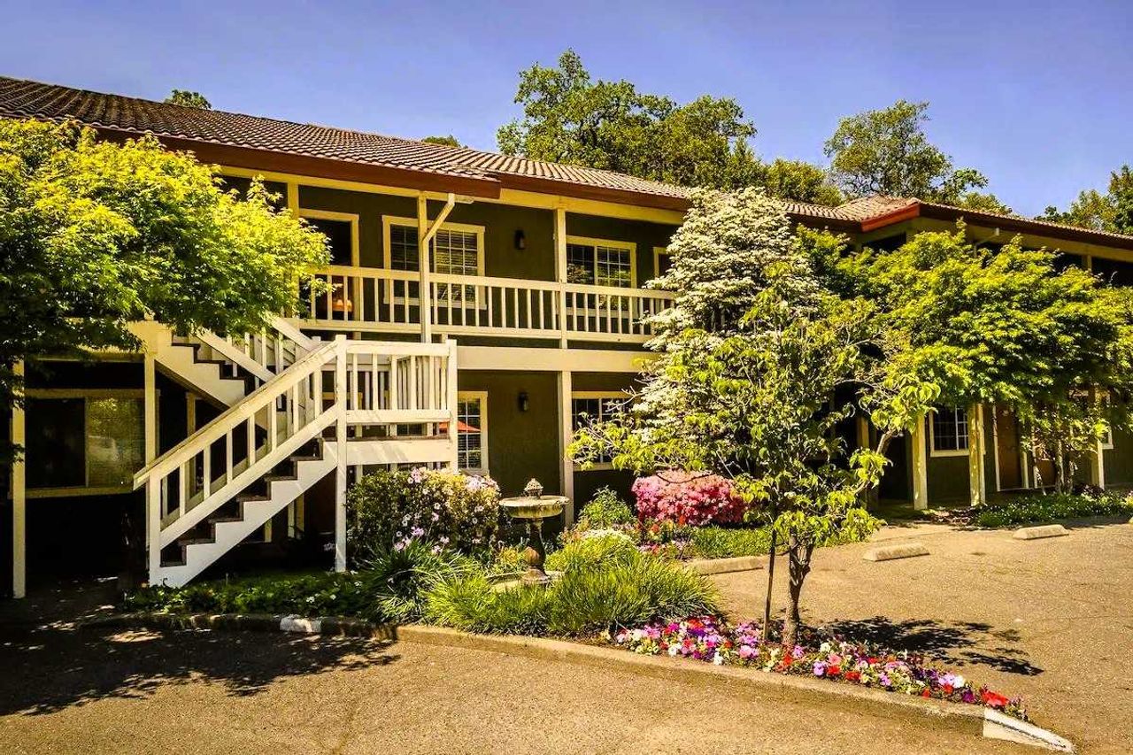 The Jack London Lodge