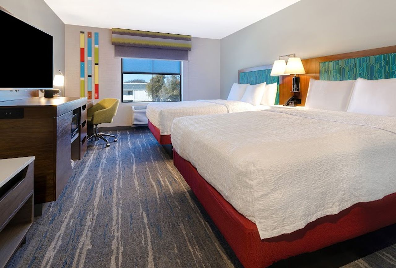 Photo of Hampton Inn & Suites Marina - Room, 2 Queen Beds, Work Desk, Flat TV