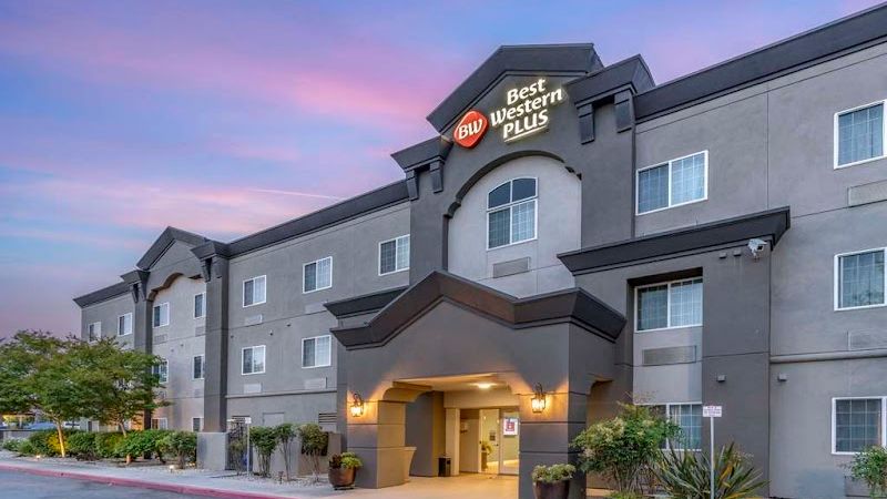 Best Western Plus Vineyard Inn