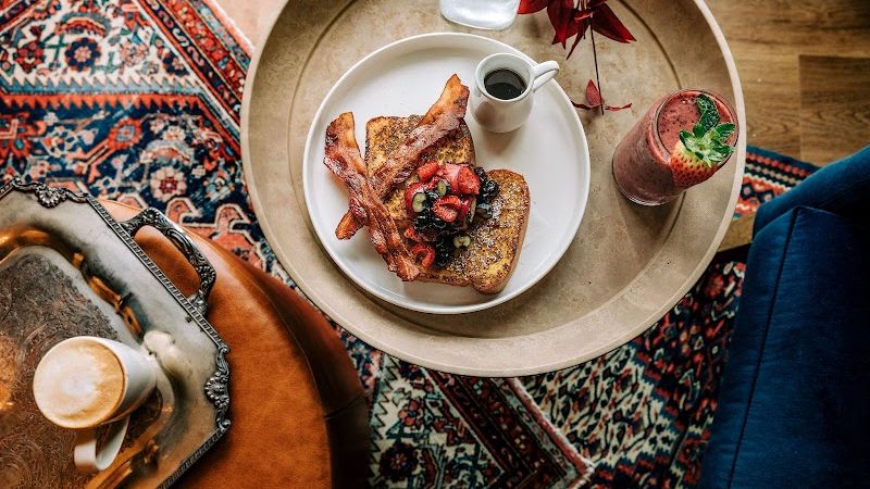 Photo of El Dorado Hotel