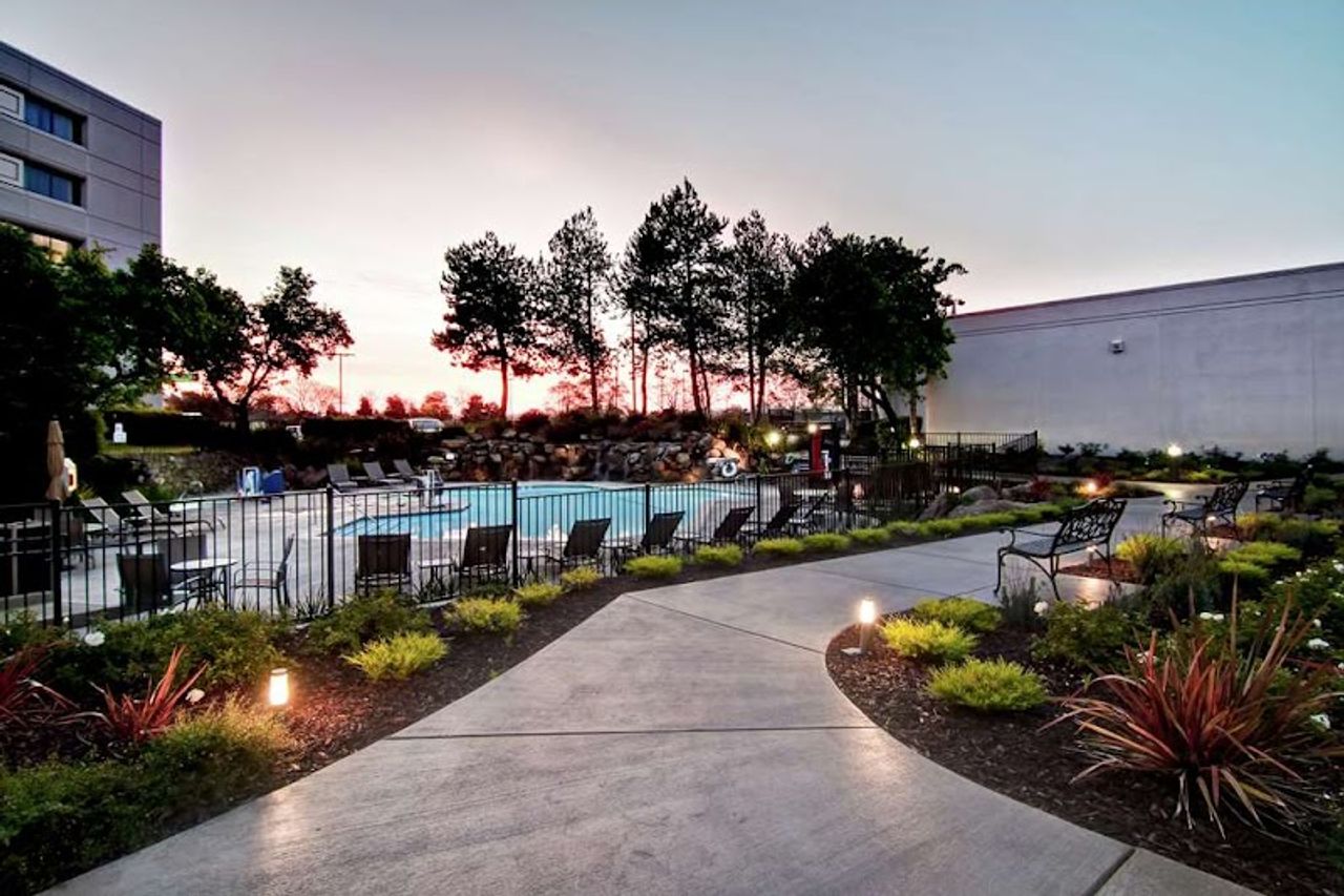 Photo of DoubleTree by Hilton Hotel Pleasanton at the Club