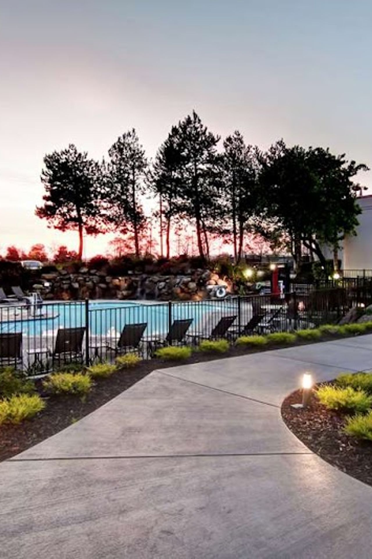 Photo of DoubleTree by Hilton Hotel Pleasanton at the Club
