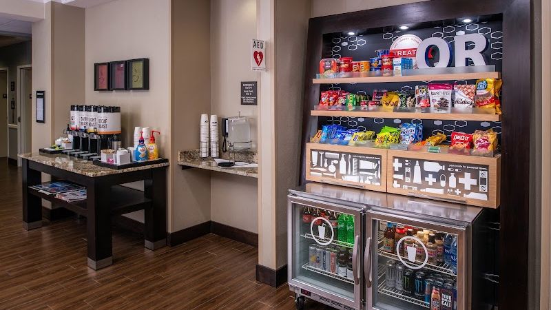 Photo of Hampton Inn Eugene - Snack bar