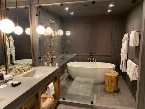 Photo of Four Seasons Resort and Residences Napa Valley
