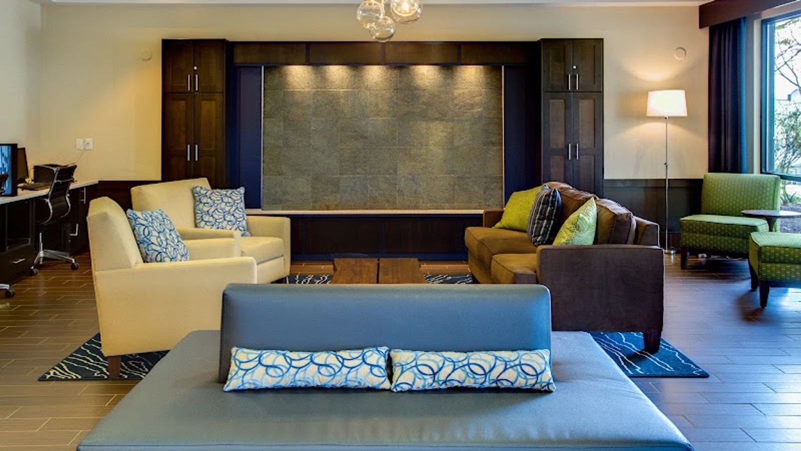 Photo of Holiday Inn Express Bellingham, an IHG Hotel