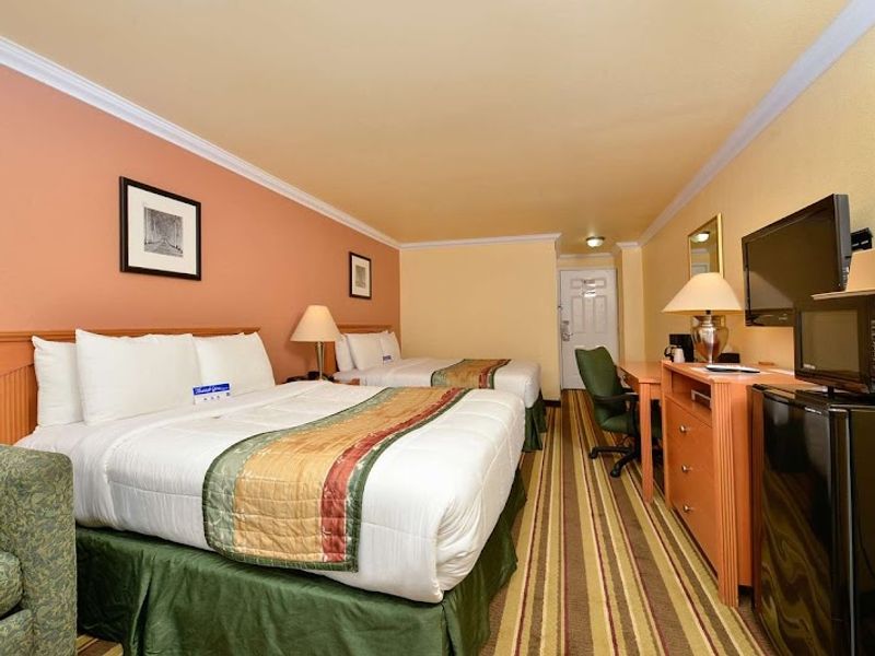 Photo of Inn By The SFO