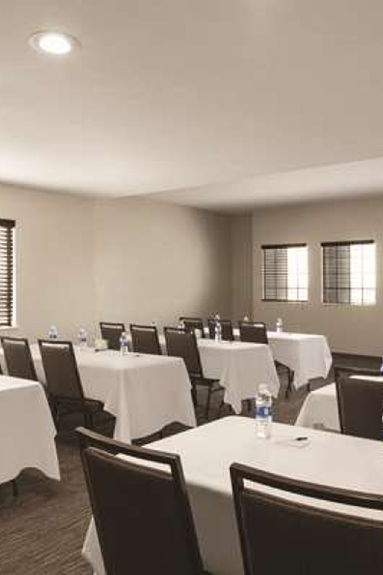 Photo of Country Inn & Suites by Radisson, Bakersfield, CA
